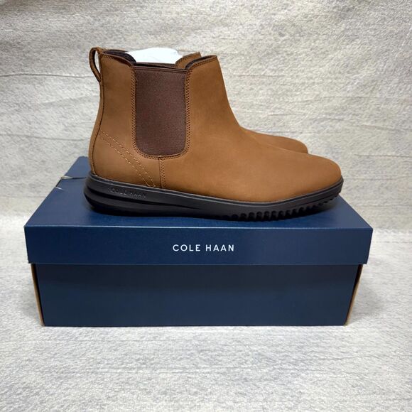 Cole Haan Grand Plus Chelsea Boot Style No. C38789 Mens‎ Size 10.5 NEW - Picture 1 of 11